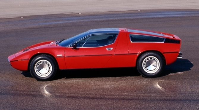 Maserati Bora