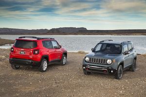 L'habitacle entièrement nouveau de la Jeep Renegade 2015 se caractérise par une allure robuste et énergique