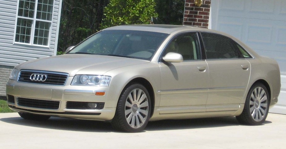 Audi A8 3.2 FSI quattro