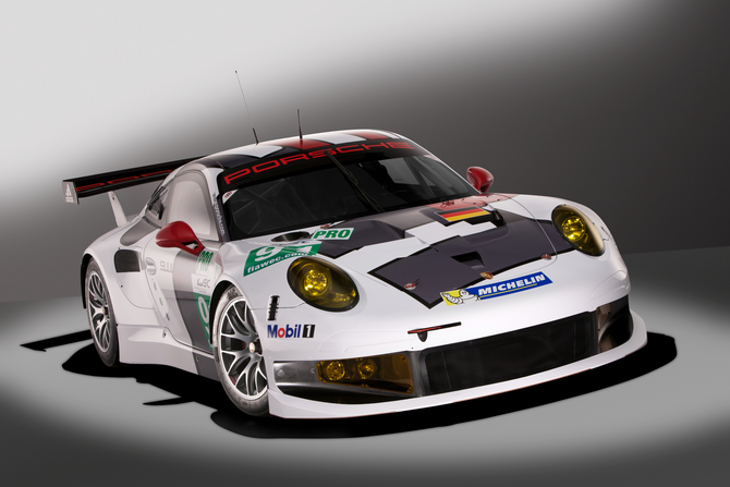 Porsche 911 RSR