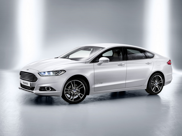 O Mondeo foi atrasado na Europa porque a Ford encerrou a fábrica belga onde o modelo seria produzido