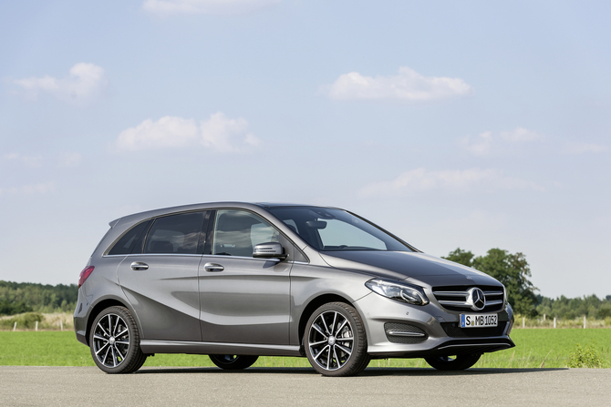 Mercedes-Benz B 250 4MATIC