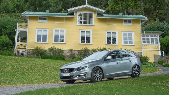 Volvo V60 T4