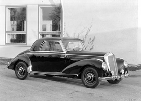 Mercedes-Benz 220