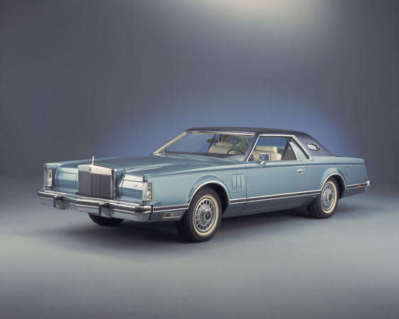 Lincoln Continental Mark V