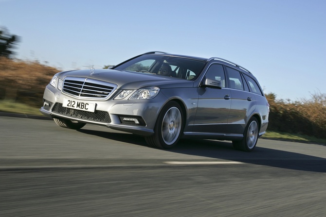 Mercedes-Benz E 200 CDI BlueEfficiency T-Modell Elegance