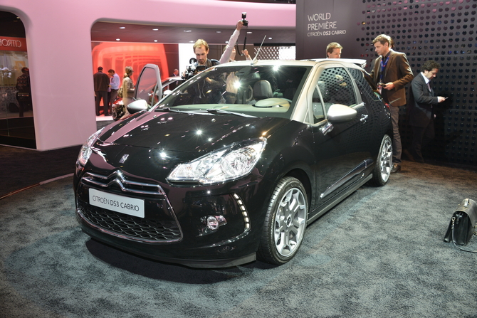 Citroën DS3 Takes Off Its Top for New Cabrio