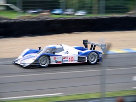 Lola B08/60 Aston Martin