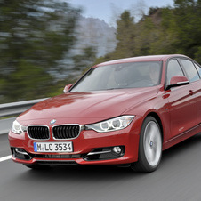 BMW 335i xDrive AT