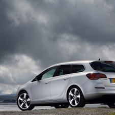 Vauxhall Astra Sports Tourer 1.6 ES (Auto)