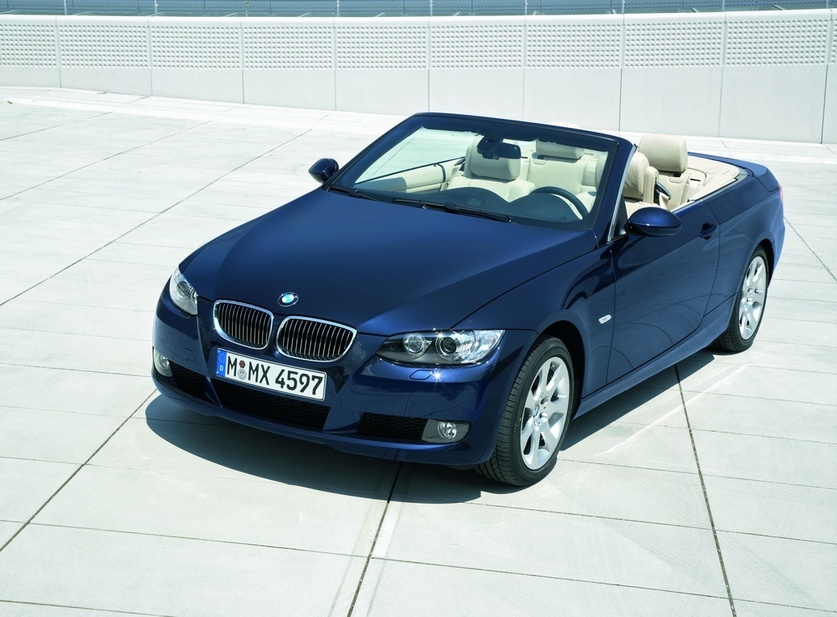 BMW 320i Cabrio Auto (E93)