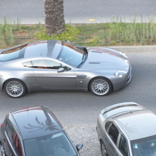 Aston Martin Virage Volante