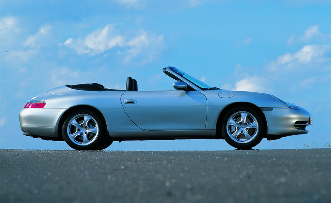 Porsche 911 Carrera 4 Cabriolet