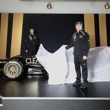 Lotus F1 Team Reveals E20, Also Uses Step-Down Nost