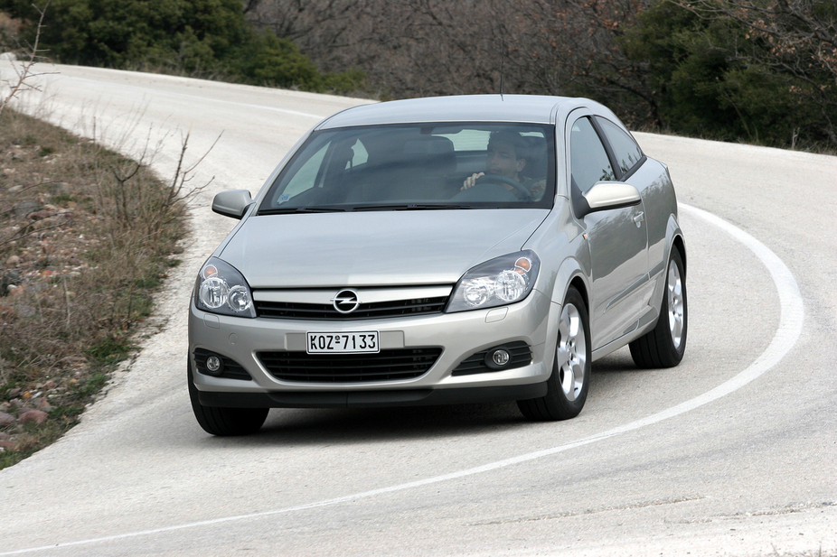 Opel Astra GTC 1.7 CDTI 110cv ecoFLEX