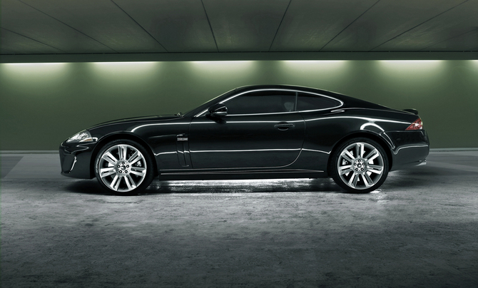 Jaguar XKR Coupé