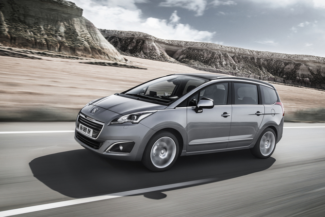 Peugeot 5008 Active 1.6 HDi CVM6