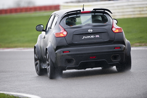 Nissan Juke-R