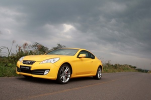 Hyundai Genesis Coupé Coupe3.8 Track Auto With Navigation