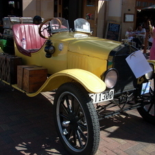 1918 Ford Model T Runabout