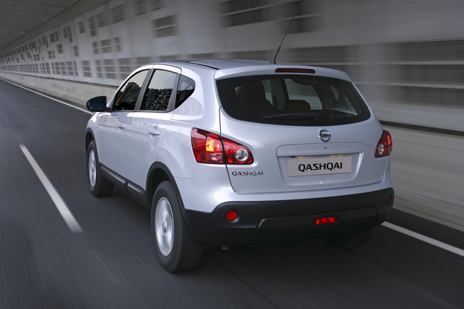 Nissan Qashqai+2 2.0 4WD CVT