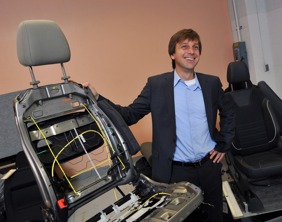 Ford combat back pain: seats with science