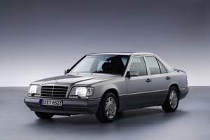 Mercedes-Benz 260 E