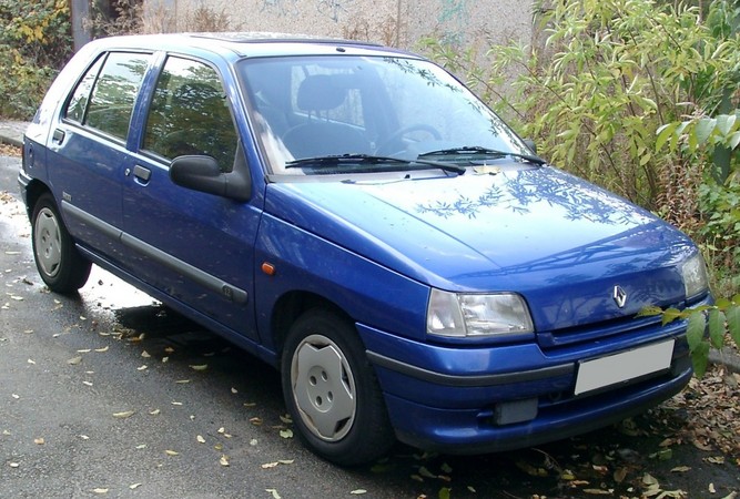 Renault Clio 1.8i