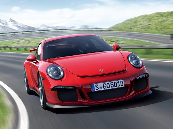 Primeiras imagens do Porsche 911 GT3