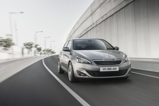 Peugeot 308 Allure 1.6 BlueHDi