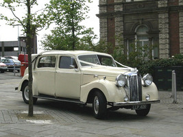 Austin A125