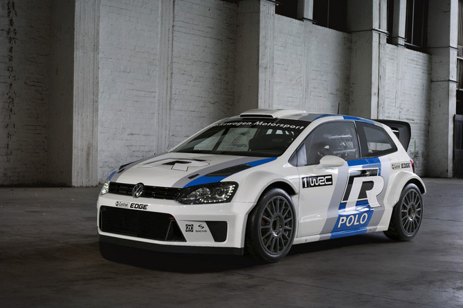 Carlos Sainz Working Closely with Volkswagen to Develop WRC Car