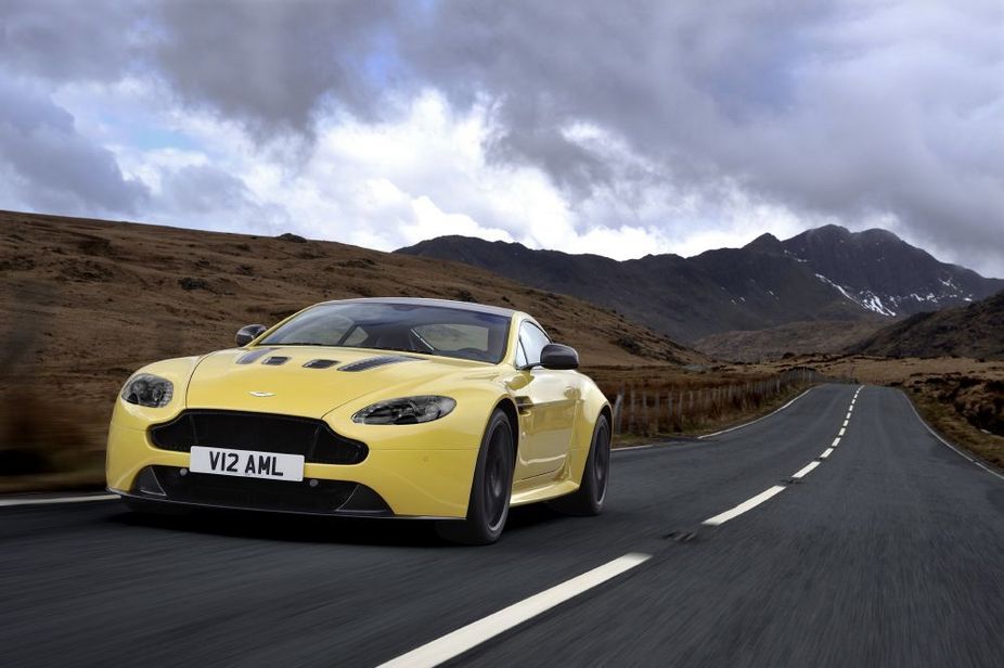 Aston Martin V12 Vantage S