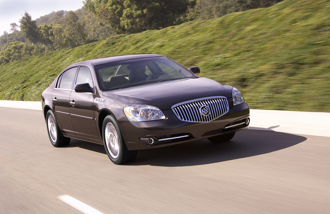 Buick Lucerne Super