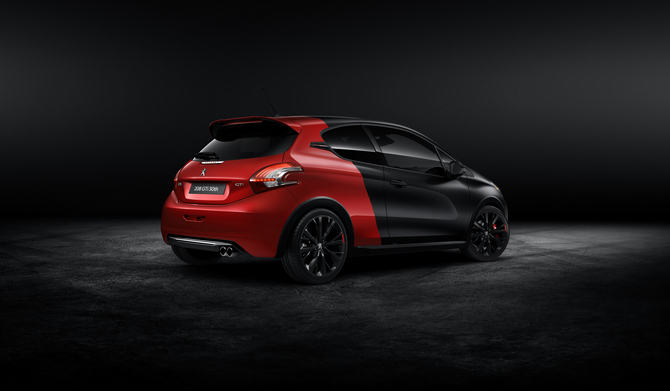 Peugeot 208 GTi 30th Edition