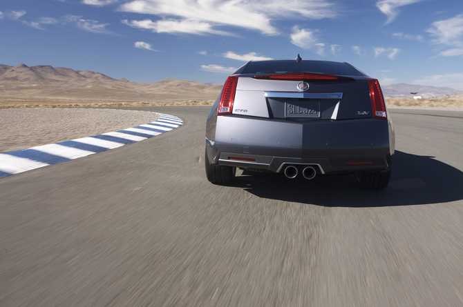 Cadillac CTS-V Coupe Automatic