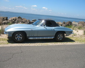 Chevrolet Corvette Sting Ray 327