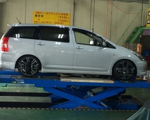 Toyota Wish 1.8 X