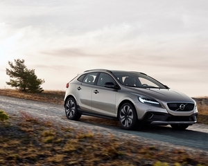 V40 Cross Country T5 AWD Geartronic