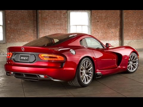 Exclusive: 2013 SRT Viper -- Hear the V-10 Engine